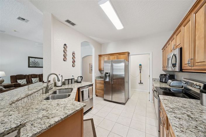 Image No.10-4 Bed Property for sale