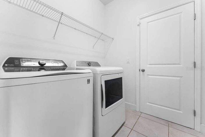 Image No.6-4 Bed Property for sale