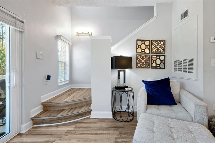 Image No.16-3 Bed Townhouse for sale