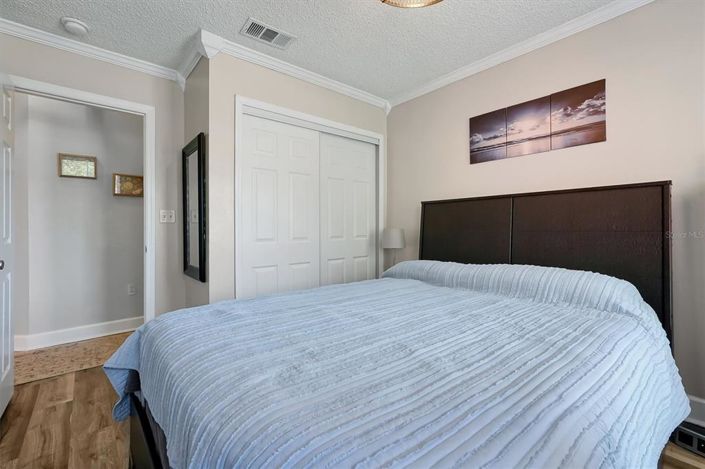 Image No.28-3 Bed Townhouse for sale