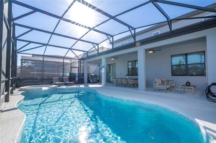 Image No.37-Propriété de 6 chambres à vendre à Orlando