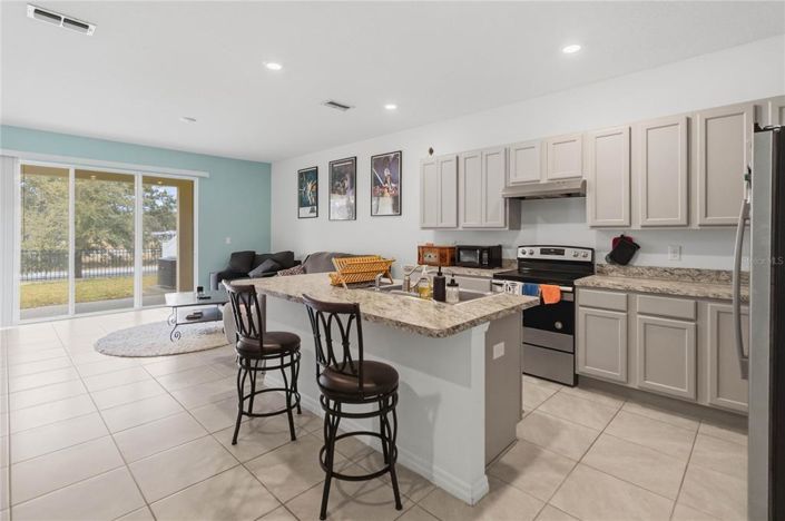 Image No.11-3 Bed Townhouse for sale