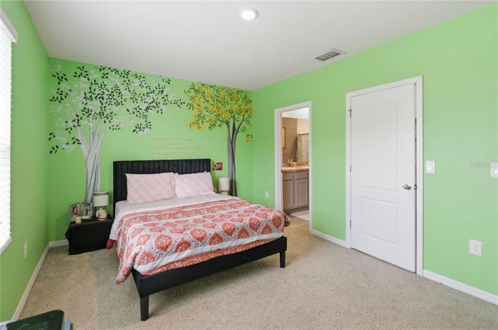 Image No.14-3 Bed Townhouse for sale