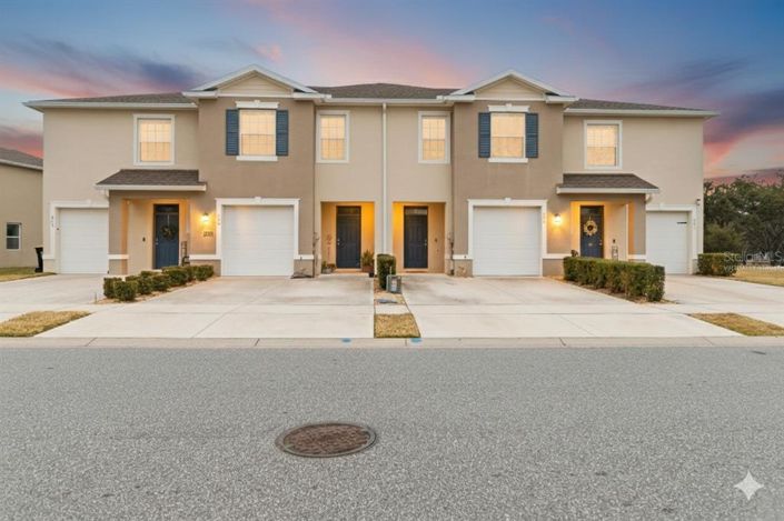 Image No.3-3 Bed Townhouse for sale