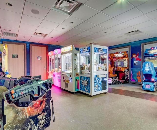 Image No.44-5 Bed Property for sale