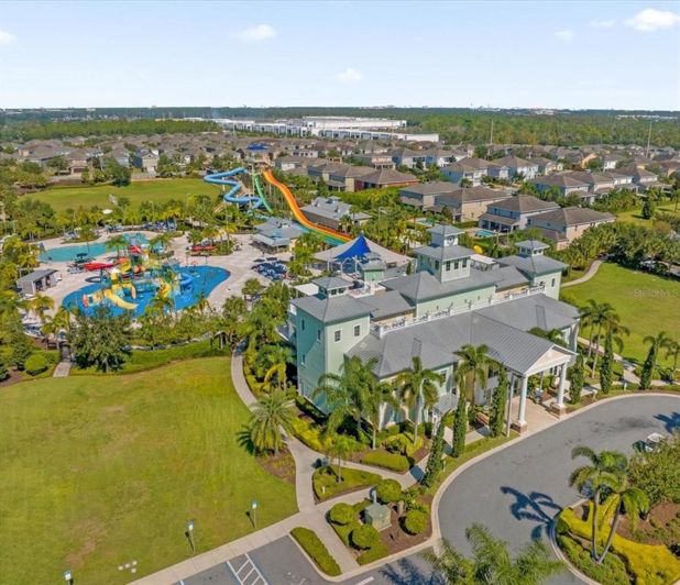 Image No.50-5 Bed Property for sale