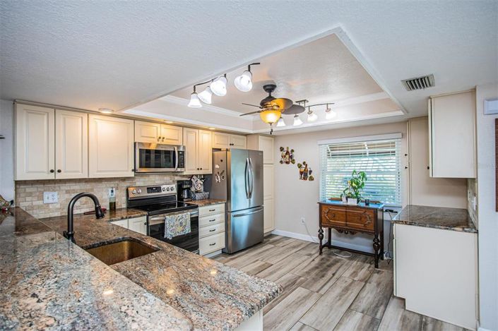 Image No.22-2 Bed Townhouse for sale