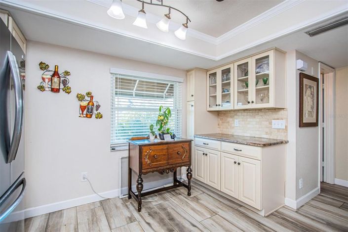 Image No.27-2 Bed Townhouse for sale