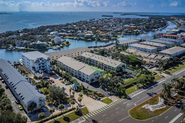 Image No.4-2 Bed Townhouse for sale