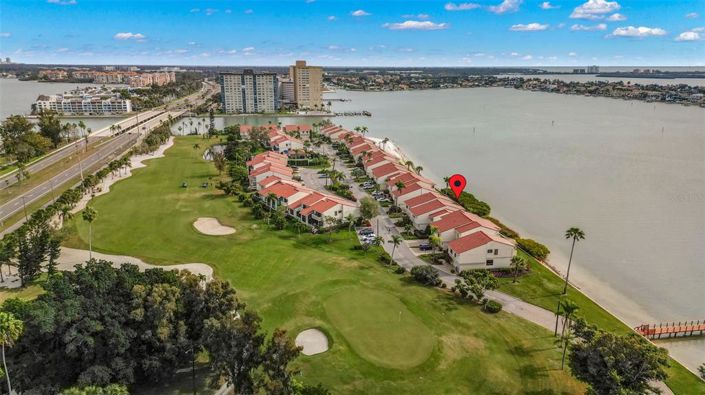 Image No.26-3 Bed Townhouse for sale