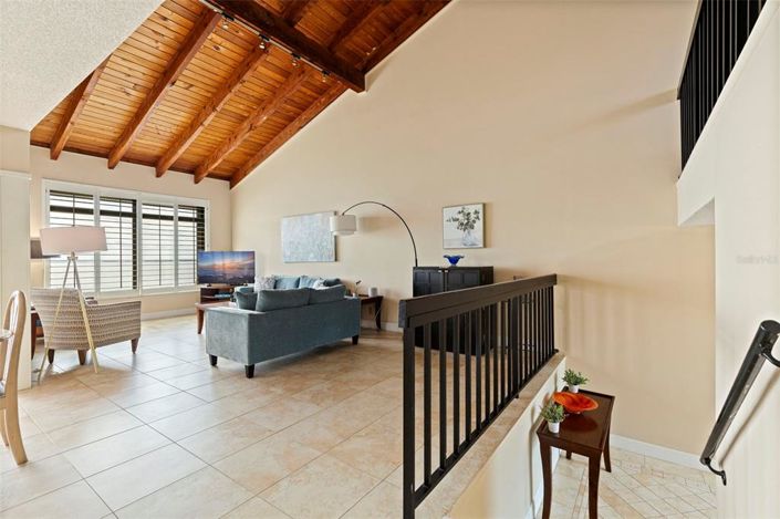 Image No.6-3 Bed Townhouse for sale