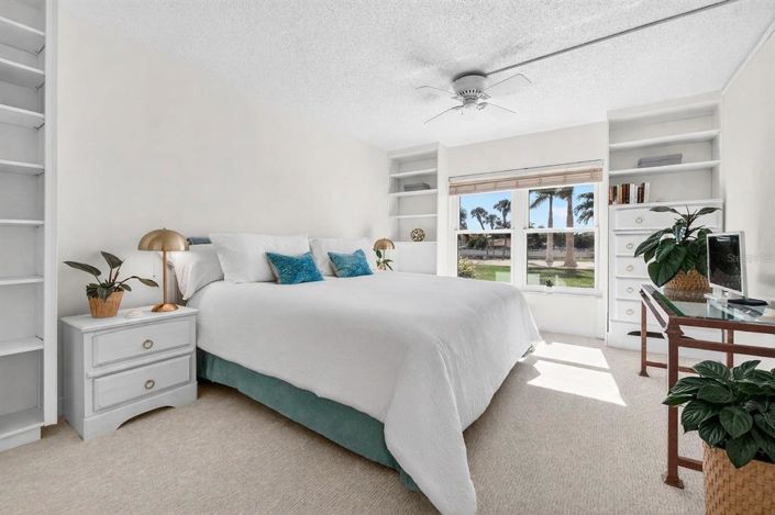 Image No.9-2 Bed Property for sale