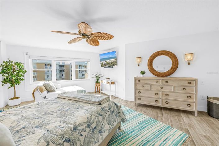 Image No.24-2 Bed Property for sale