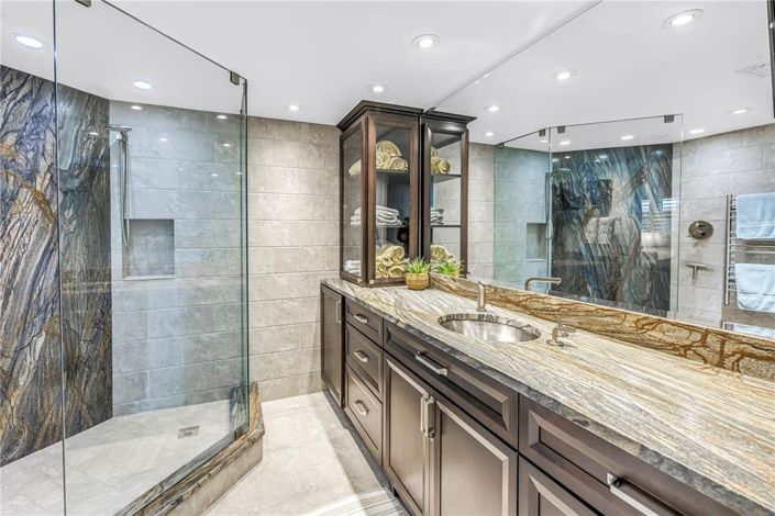 Image No.35-2 Bed Property for sale