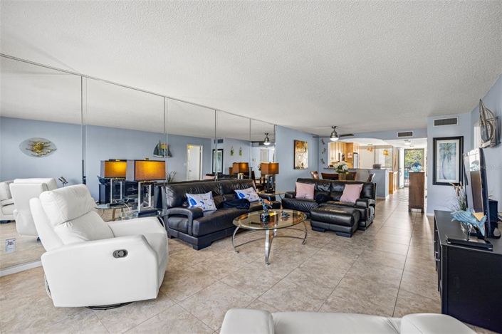 Image No.16-2 Bed Property for sale