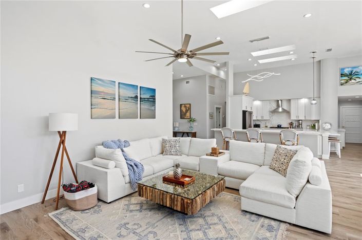 Image No.21-4 Bed Property for sale