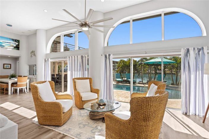 Image No.26-4 Bed Property for sale