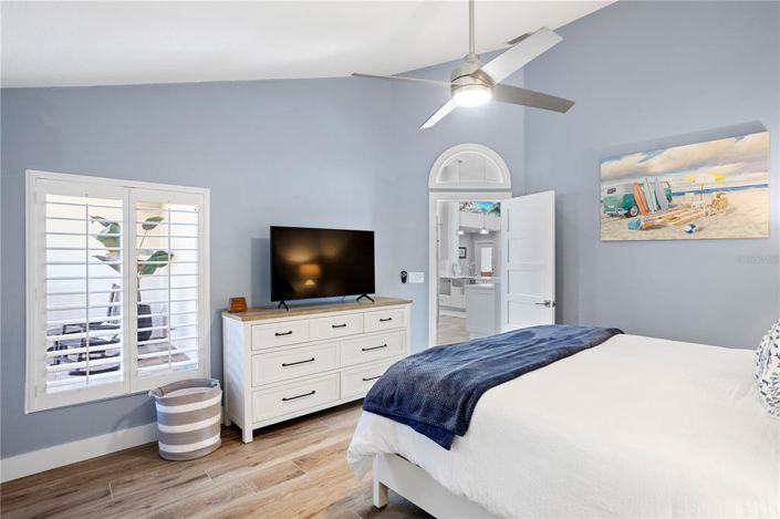 Image No.43-4 Bed Property for sale