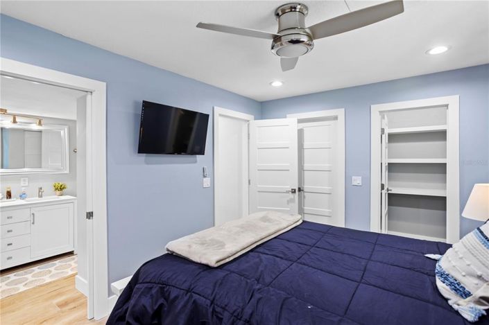 Image No.47-4 Bed Property for sale