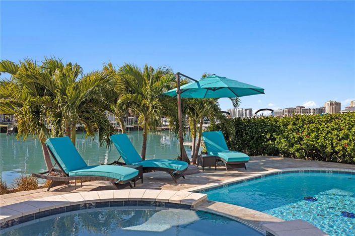 Image No.57-4 Bed Property for sale