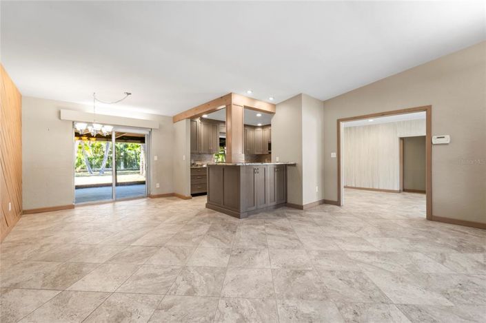 Image No.14-3 Bed Property for sale