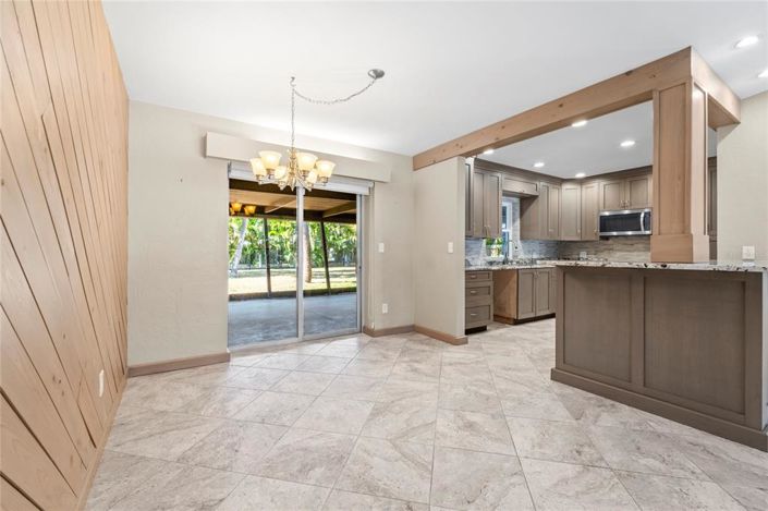 Image No.17-3 Bed Property for sale