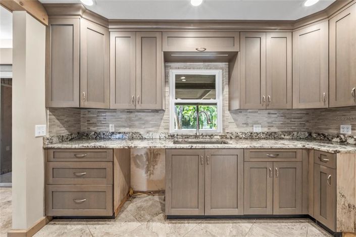 Image No.25-3 Bed Property for sale