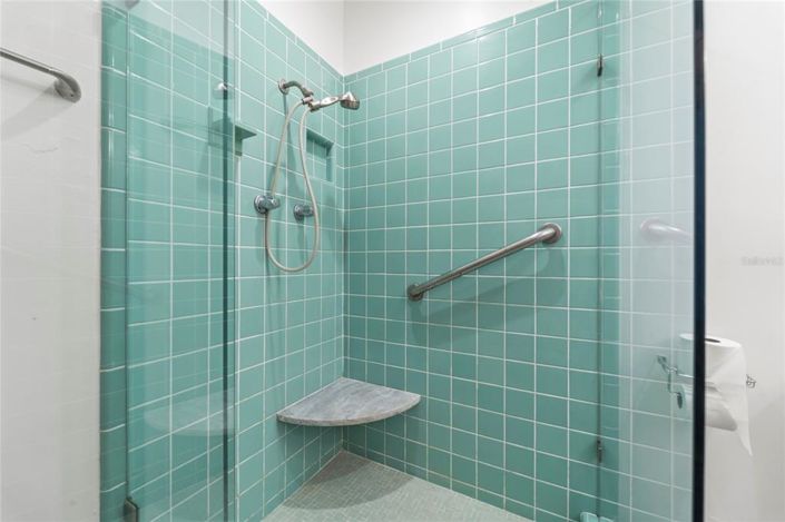 Image No.48-3 Bed Property for sale