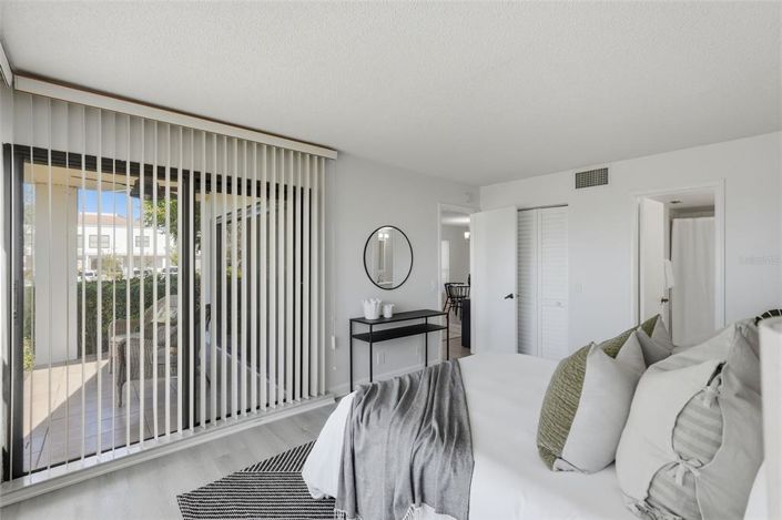 Image No.14-Propriété de 2 chambres à vendre à St. Petersburg