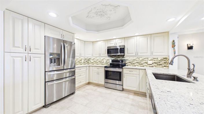 Image No.16-3 Bed Townhouse for sale