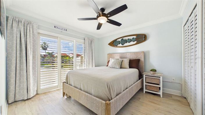 Image No.21-3 Bed Townhouse for sale