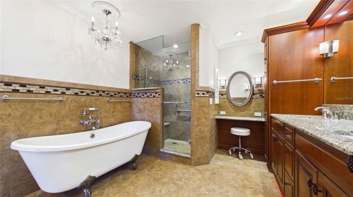 Image No.29-3 Bed Townhouse for sale