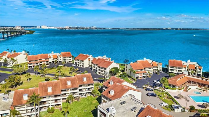 Image No.50-3 Bed Townhouse for sale