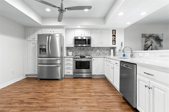 Image No.22-3 Bed Townhouse for sale