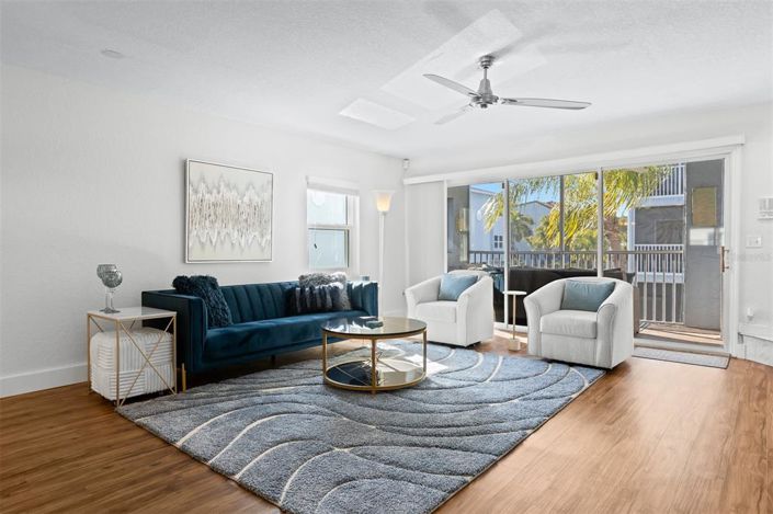 Image No.24-3 Bed Townhouse for sale