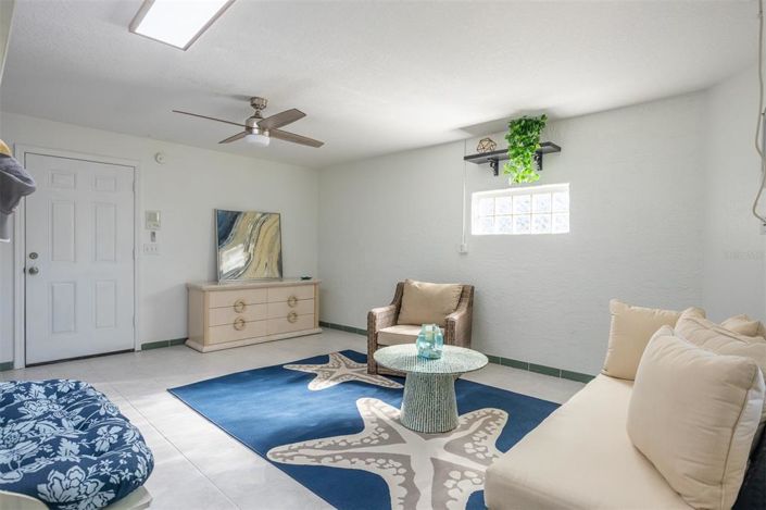 Image No.35-3 Bed Townhouse for sale