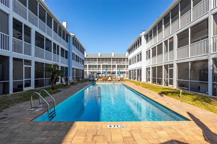 Image No.42-3 Bed Townhouse for sale