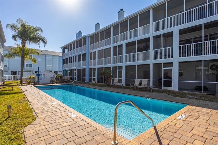 Image No.43-3 Bed Townhouse for sale