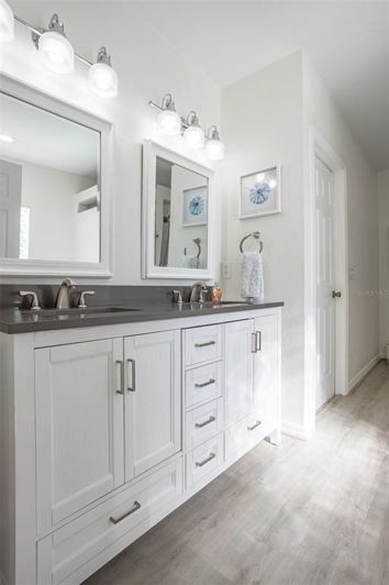 Image No.49-3 Bed Townhouse for sale