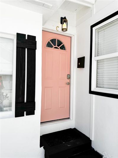 Image No.11-5 Bed Property for sale