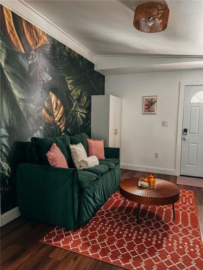 Image No.17-5 Bed Property for sale