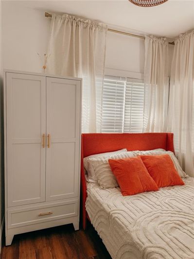 Image No.25-5 Bed Property for sale