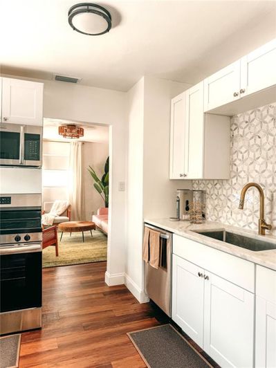 Image No.5-5 Bed Property for sale