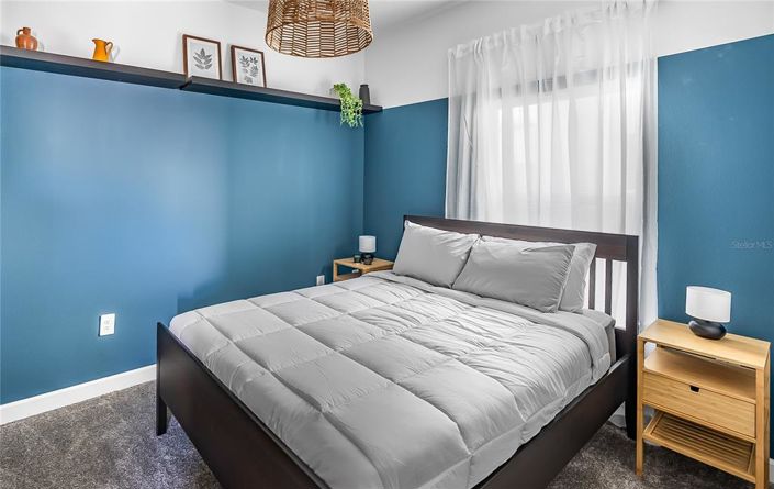 Image No.17-5 Bed Townhouse for sale