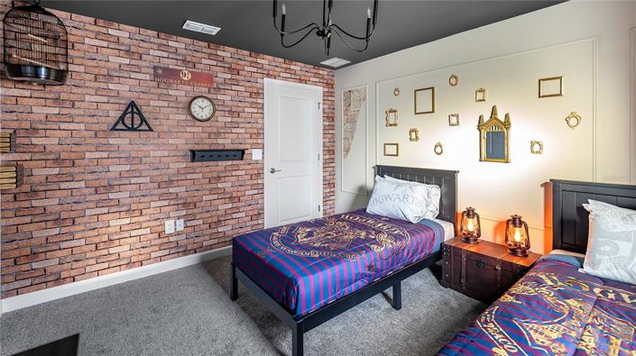 Image No.53-5 Bed Townhouse for sale