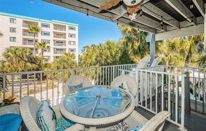 Image No.16-2 Bed Townhouse for sale