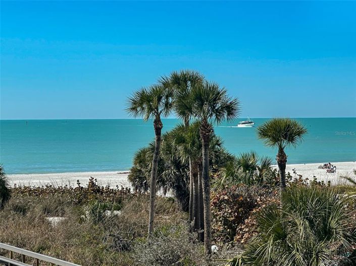 Image No.34-2 Bed Townhouse for sale