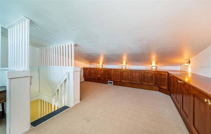 Image No.47-2 Bed Townhouse for sale