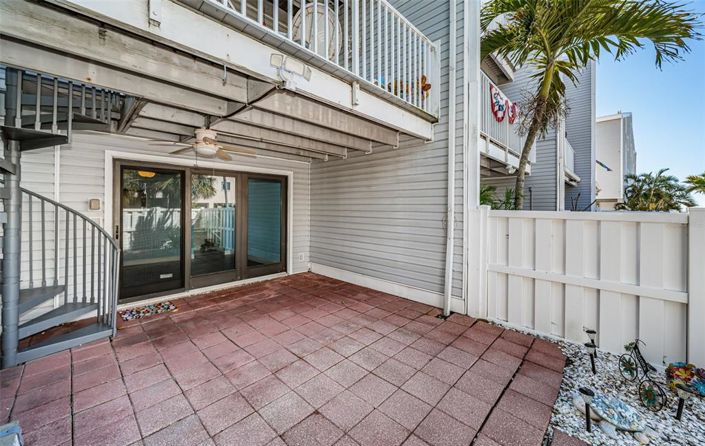 Image No.53-2 Bed Townhouse for sale