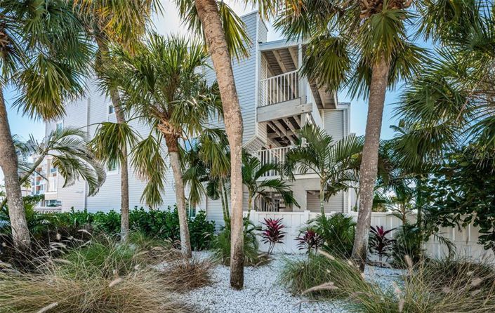 Image No.56-2 Bed Townhouse for sale